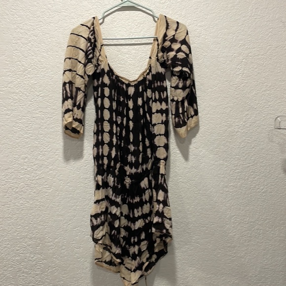 Elan Off the Shoulder Tie Dye Romper size small - Picture 6 of 6